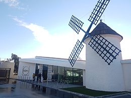 Lidl fa reviure els Tres Molinos convertint-los en un gran supermercat